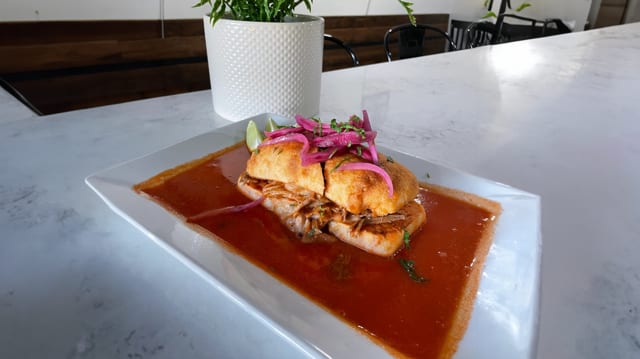 Torta Ahogada.
